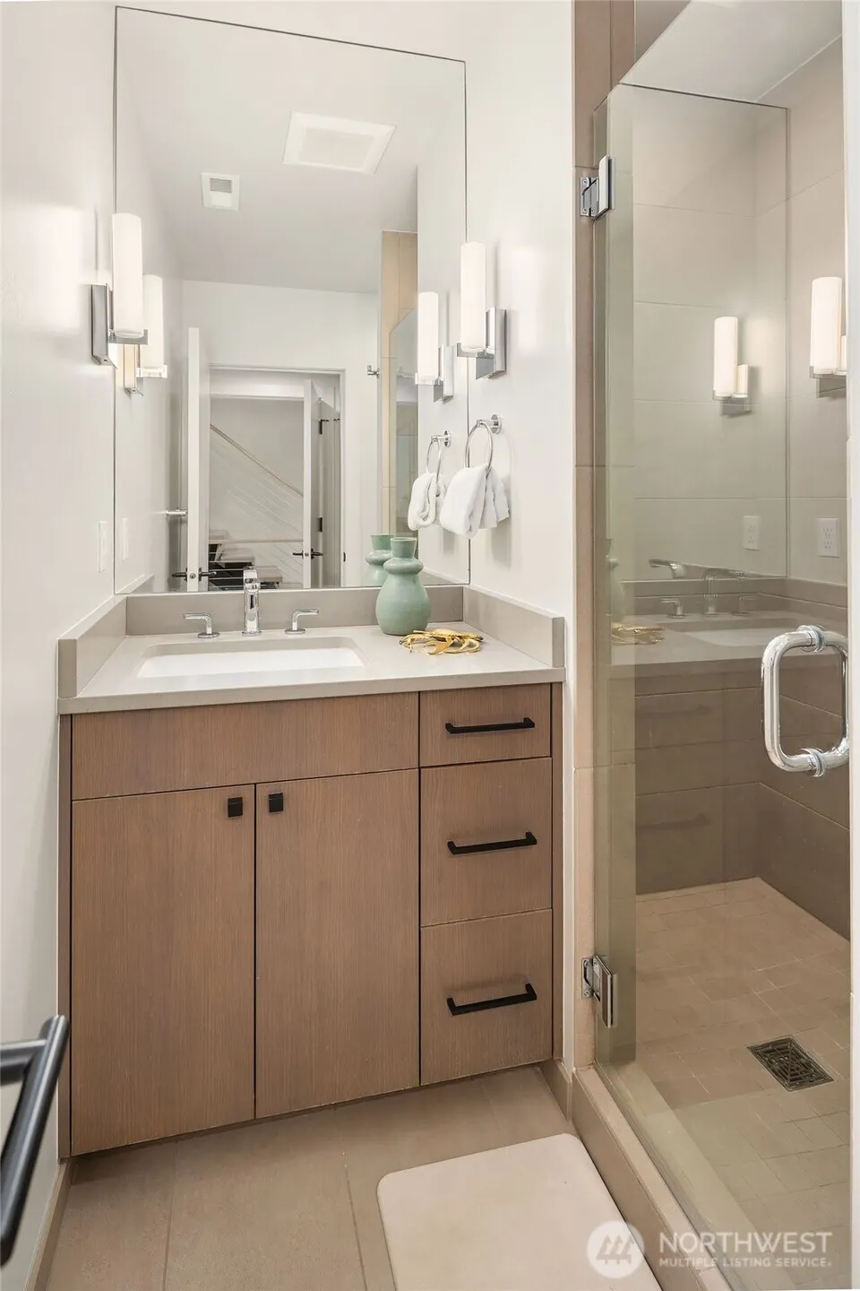 2840 Fairview Avenue E, Seattle, WA 98102