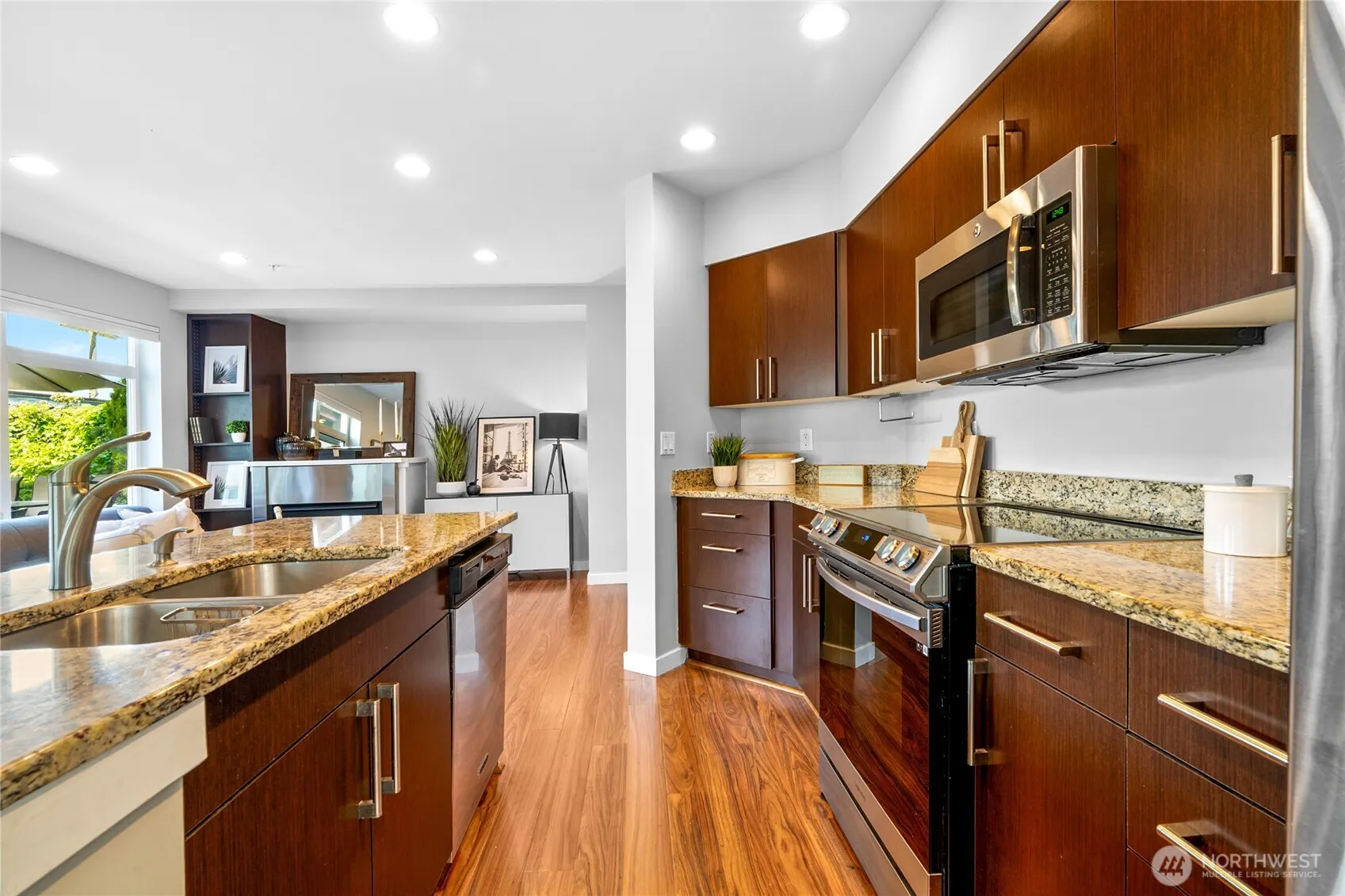 5615 24th Avenue NW #24, Seattle, WA 98107