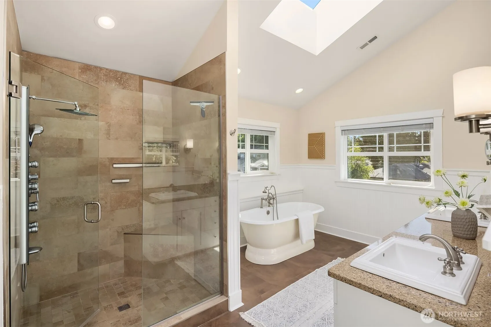 1016 NE 95th Street , Seattle, WA 98115
