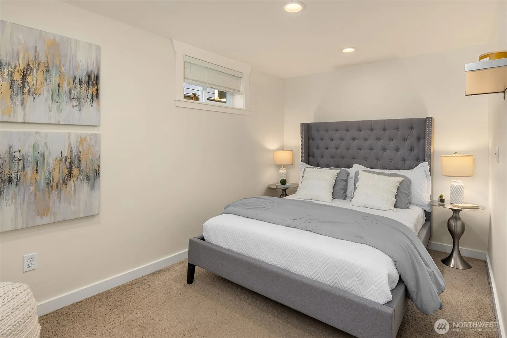 1016 NE 95th Street , Seattle, WA 98115