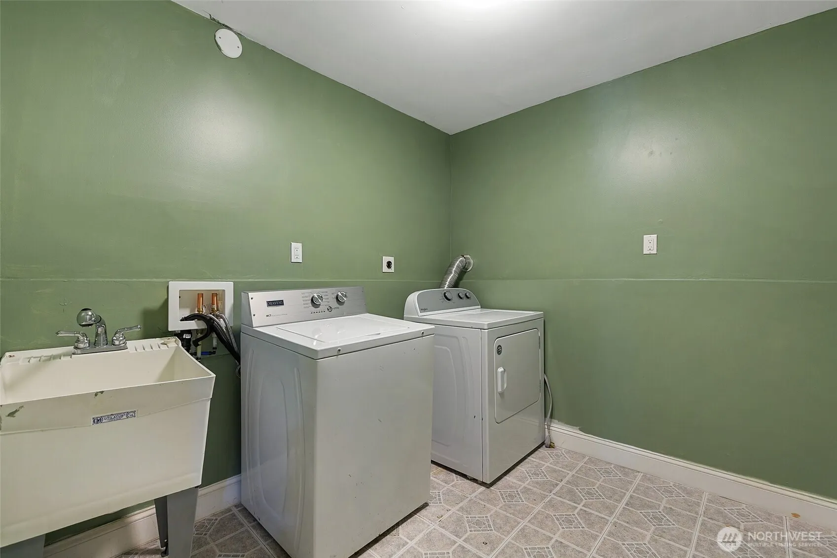18809 65th Place W, Lynnwood, WA 98036