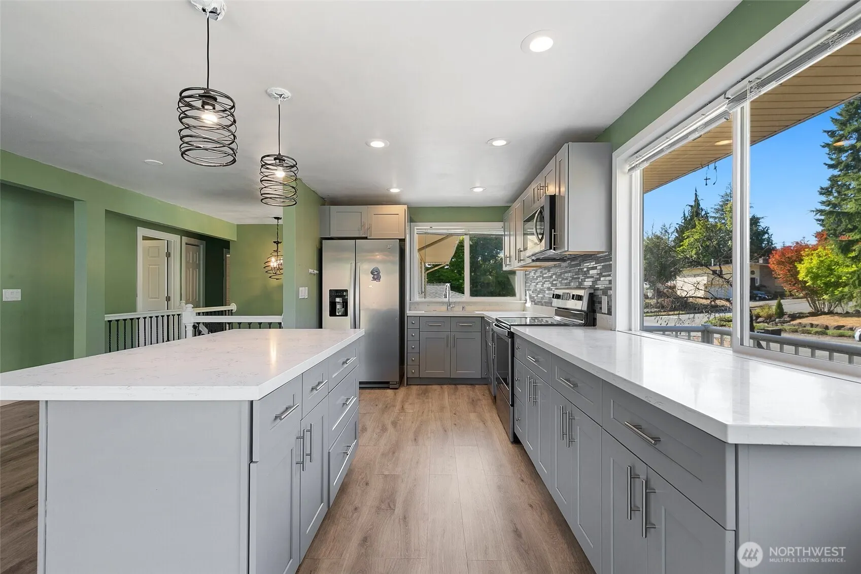 18809 65th Place W, Lynnwood, WA 98036