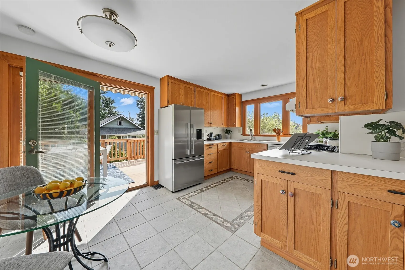 2109 N 54th Street , Seattle, WA 98103