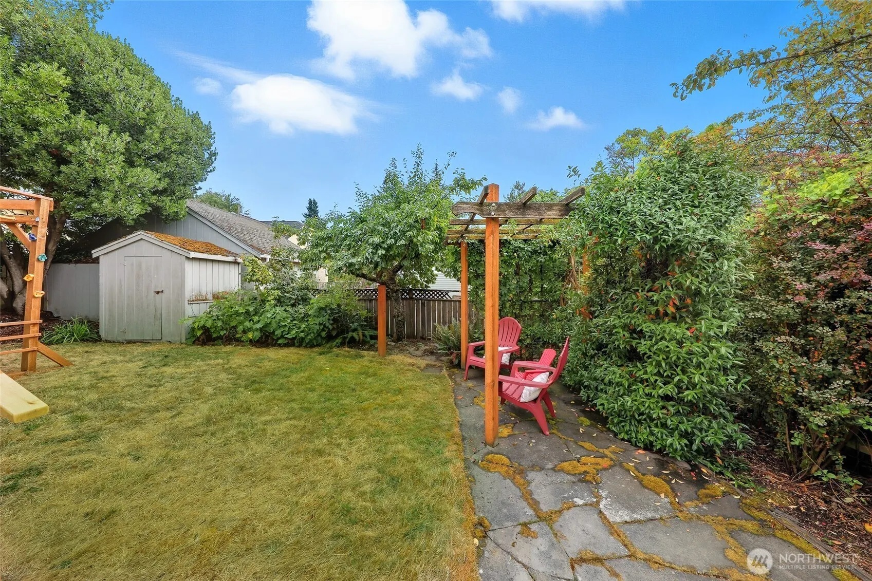 2109 N 54th Street , Seattle, WA 98103