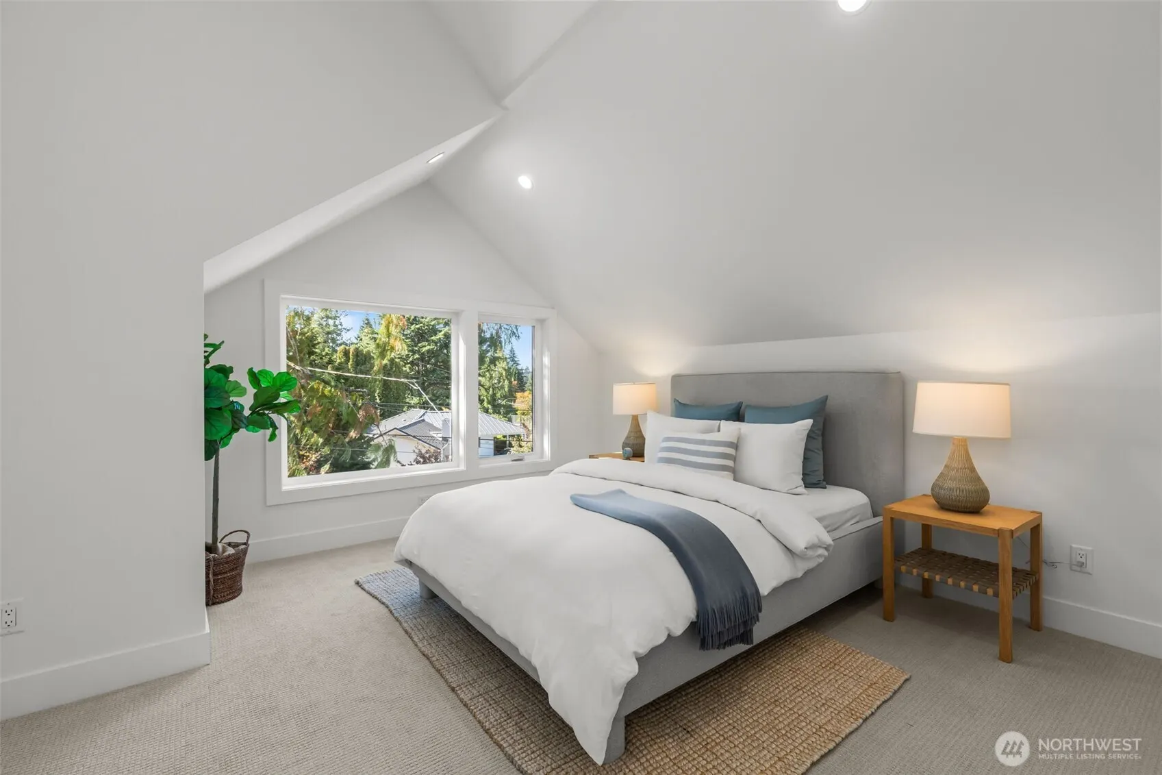 8312 28th Avenue NE, Seattle, WA 98115