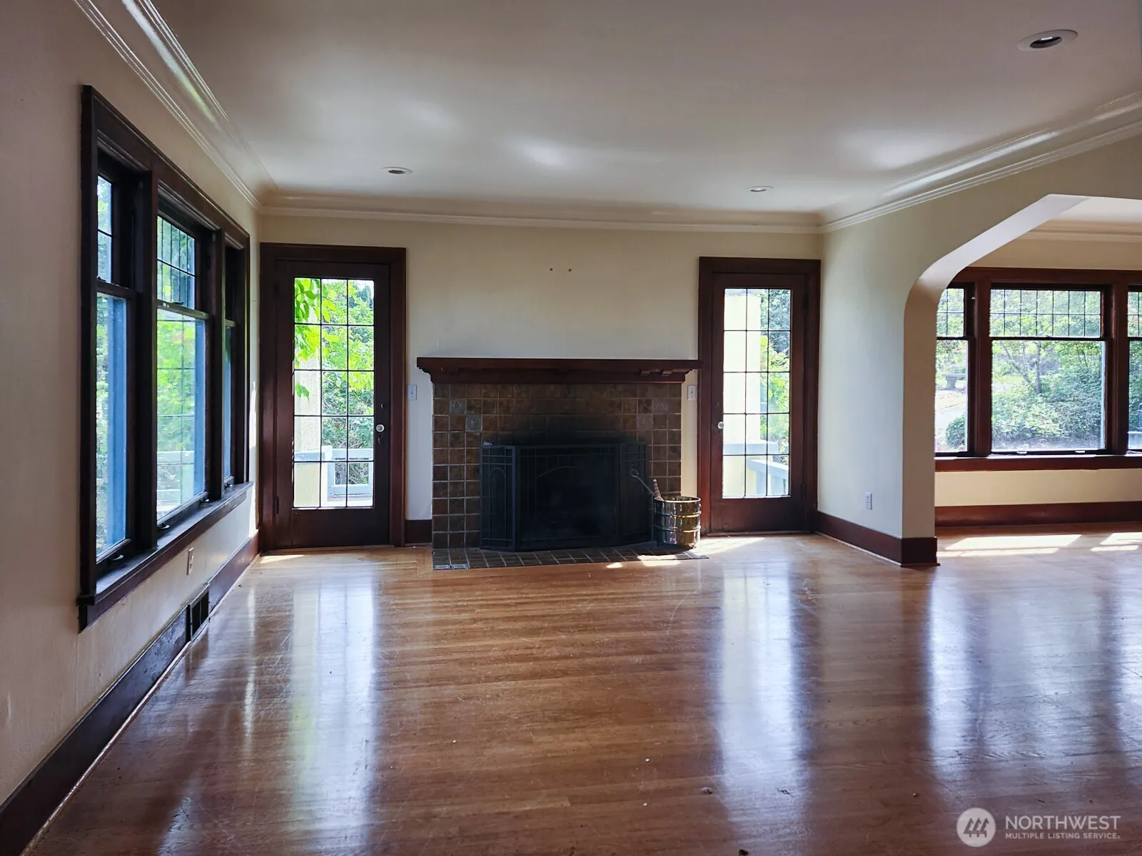 833 33rd Avenue S, Seattle, WA 98144