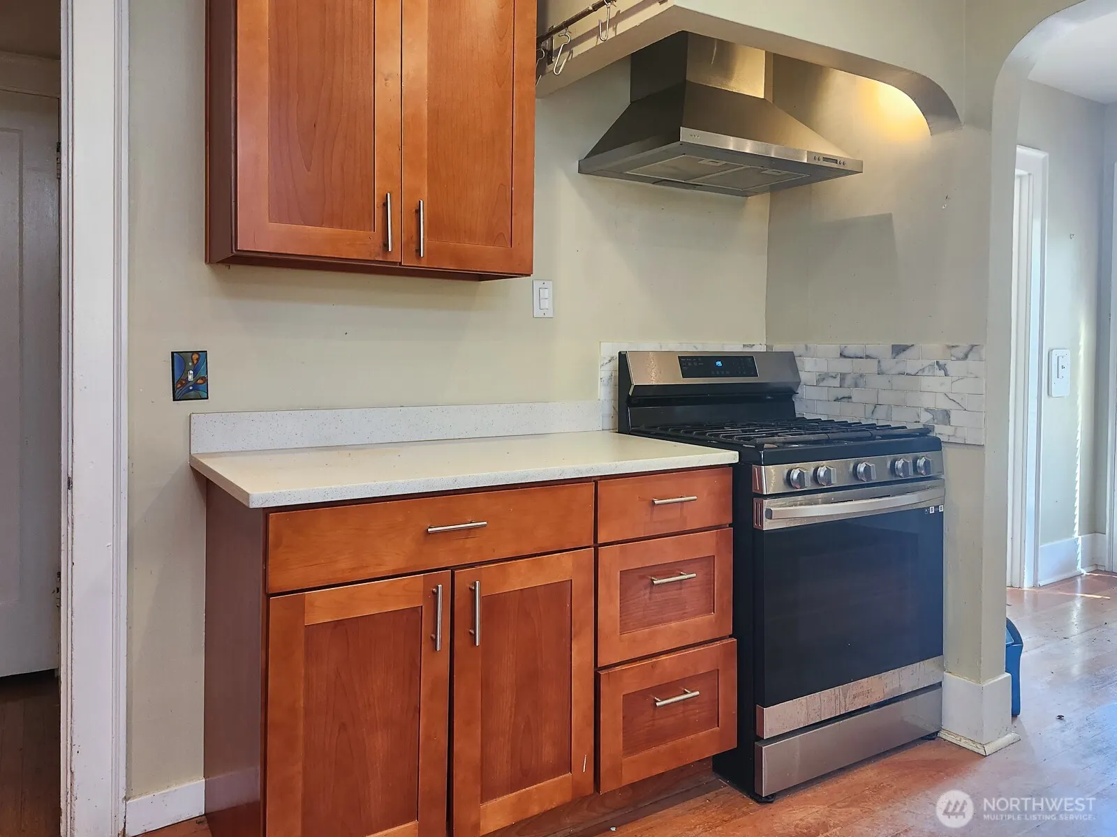 833 33rd Avenue S, Seattle, WA 98144