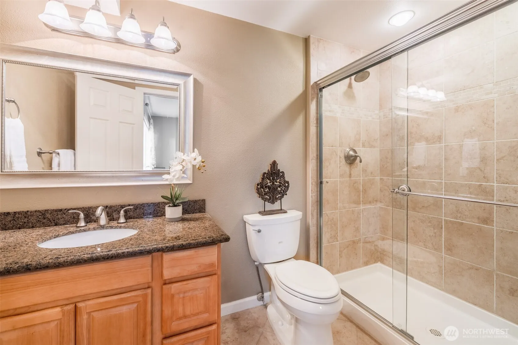 12009 SE 251st Place , Kent, WA 98030