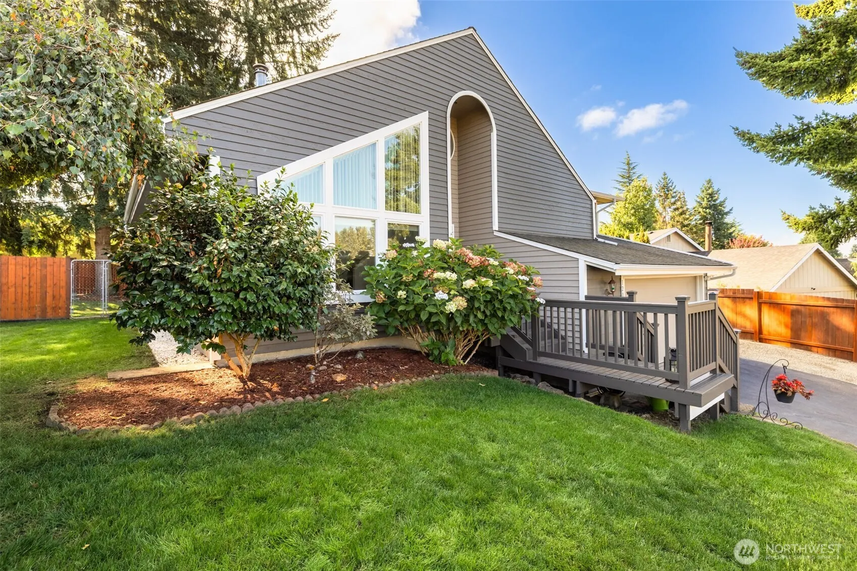 12009 SE 251st Place , Kent, WA 98030