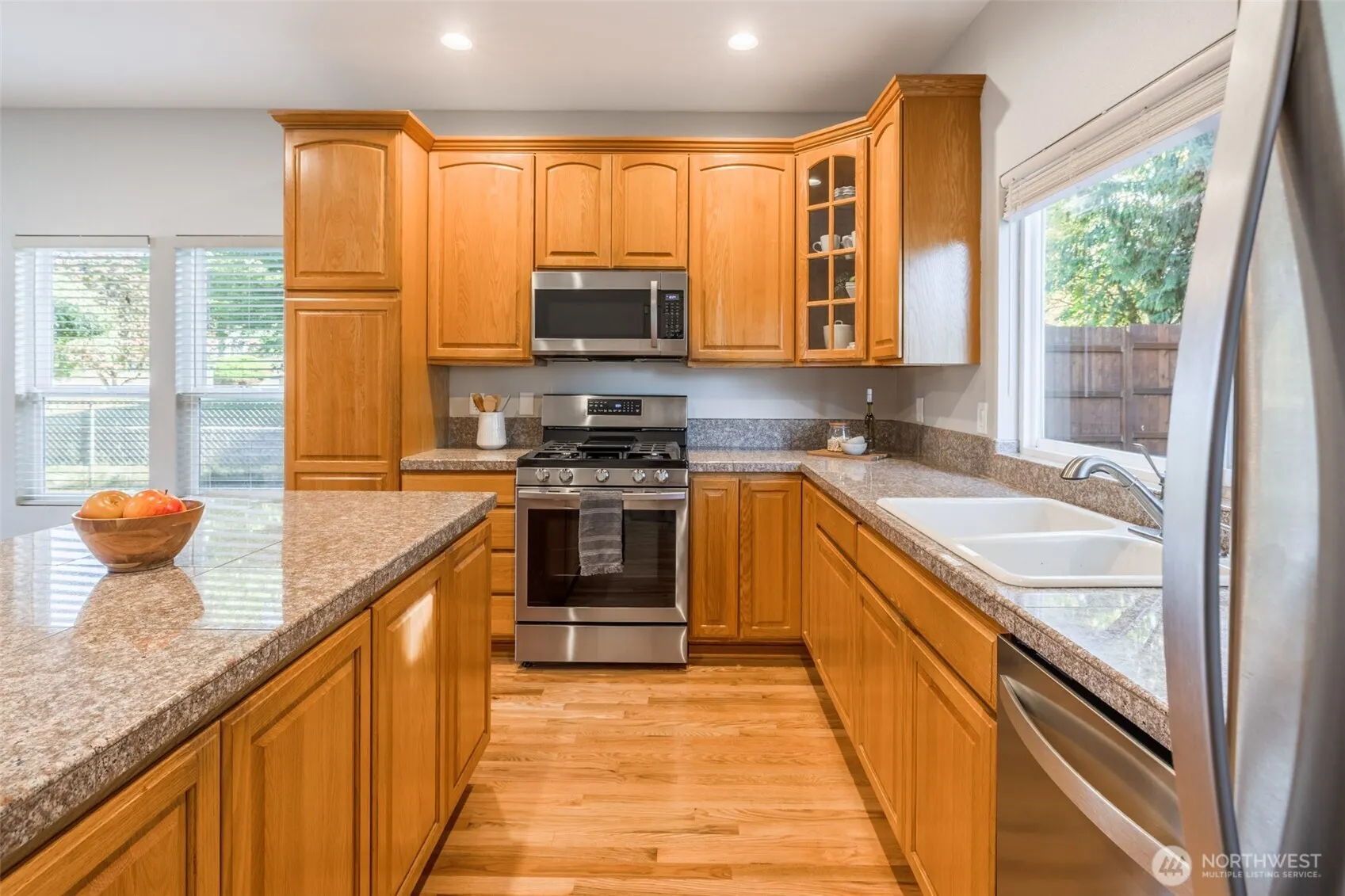 12009 SE 251st Place , Kent, WA 98030