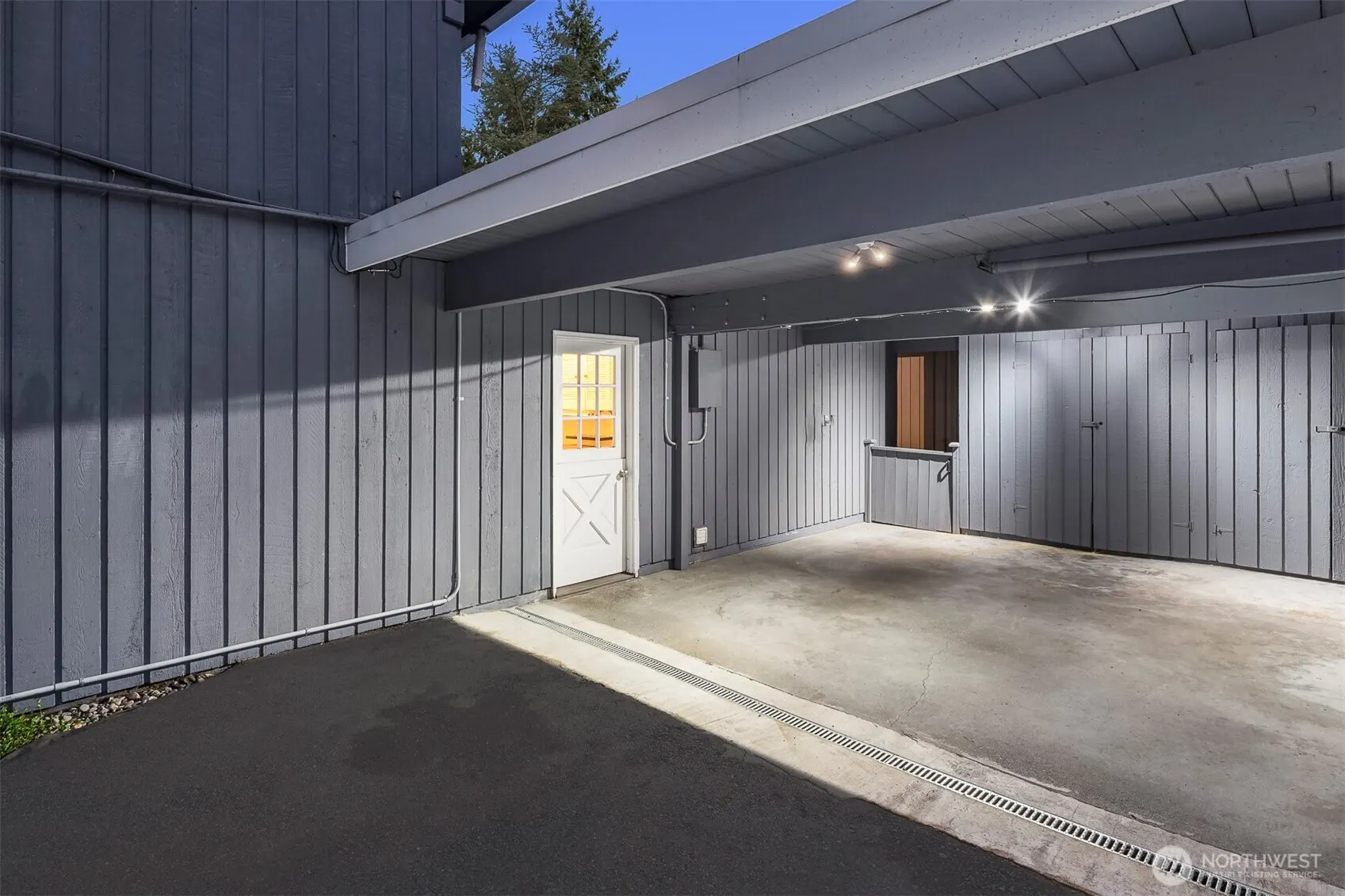 10727 NE 187th Street , Bothell, WA 98011