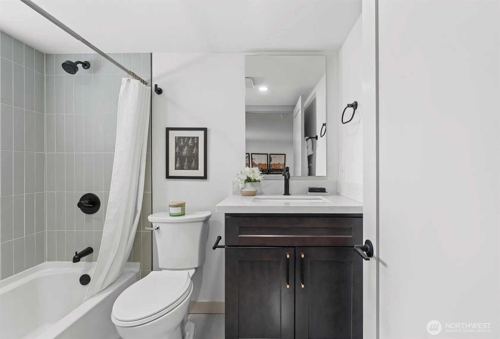 603 24th Avenue E, Seattle, WA 98112