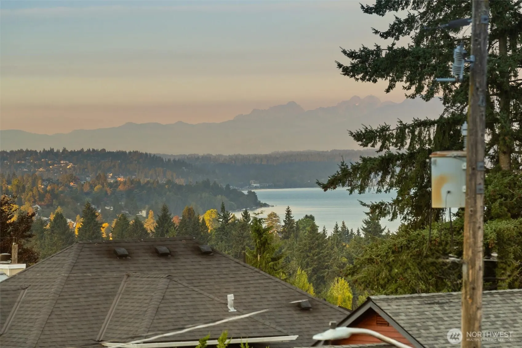 603 24th Avenue E, Seattle, WA 98112