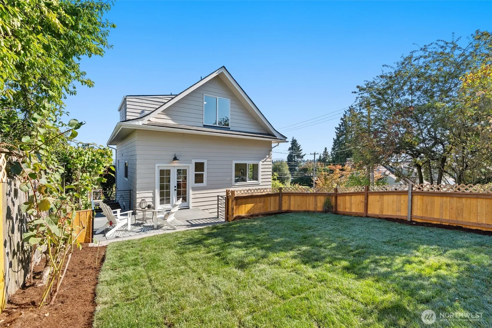 603 24th Avenue E, Seattle, WA 98112