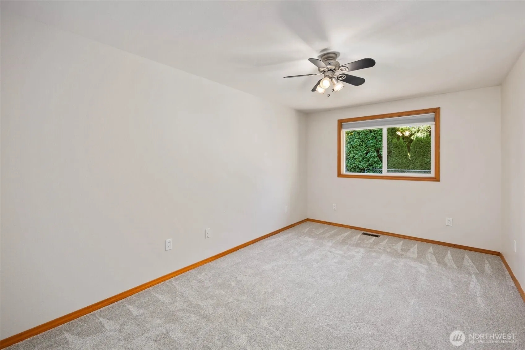 12401 SE 235th Street , Kent, WA 98031