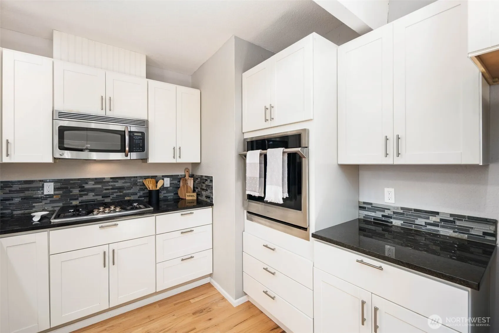 12401 SE 235th Street , Kent, WA 98031