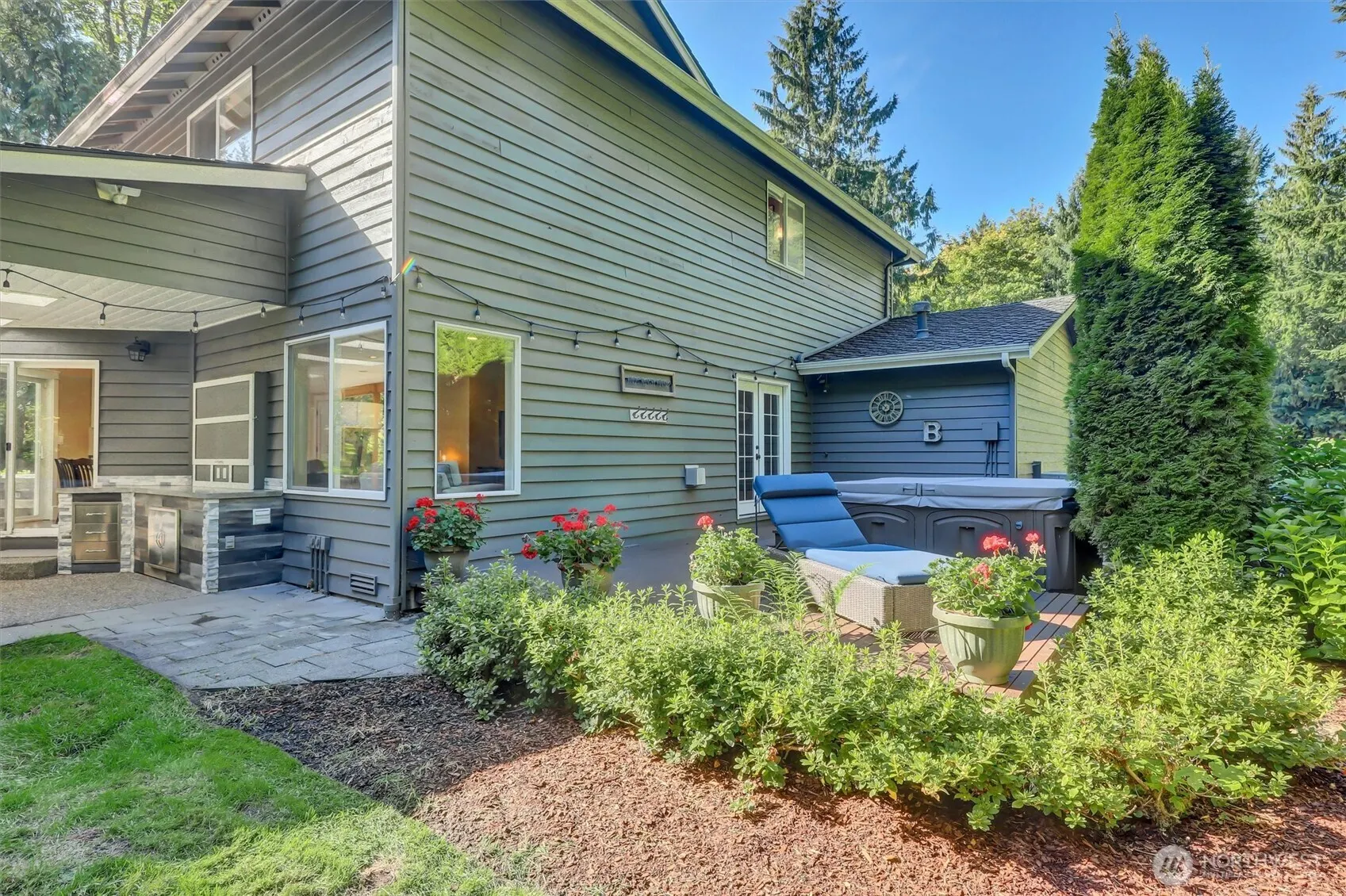 20021 NE 194 Street , Woodinville, WA 98077