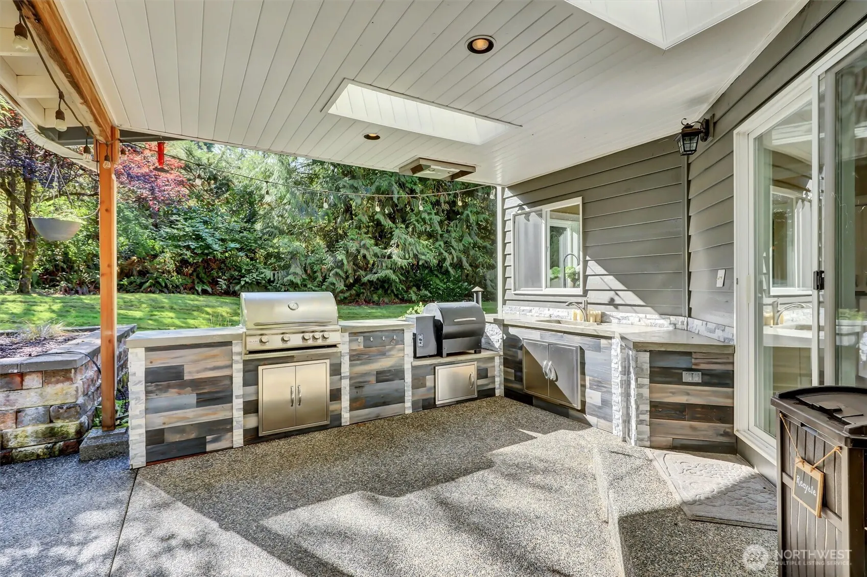 20021 NE 194 Street , Woodinville, WA 98077