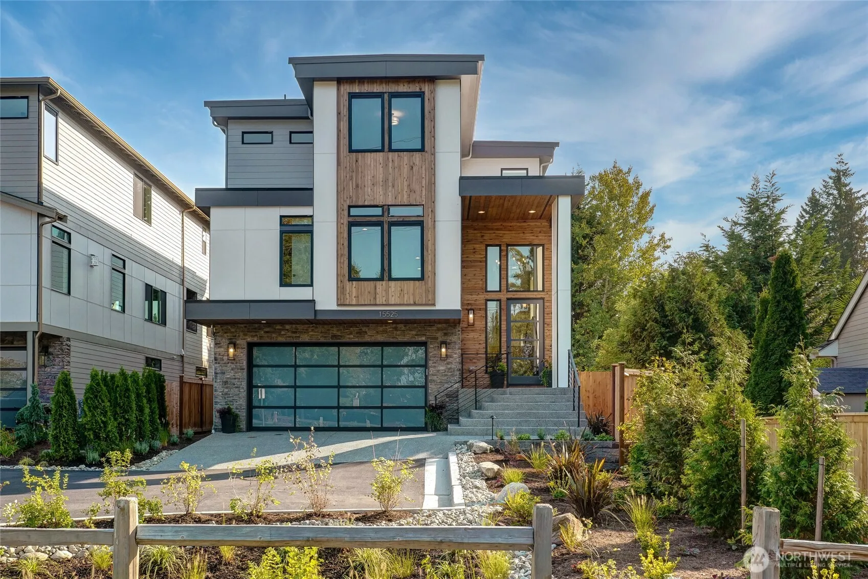 15525 NE 60th Street , Redmond, WA 98052