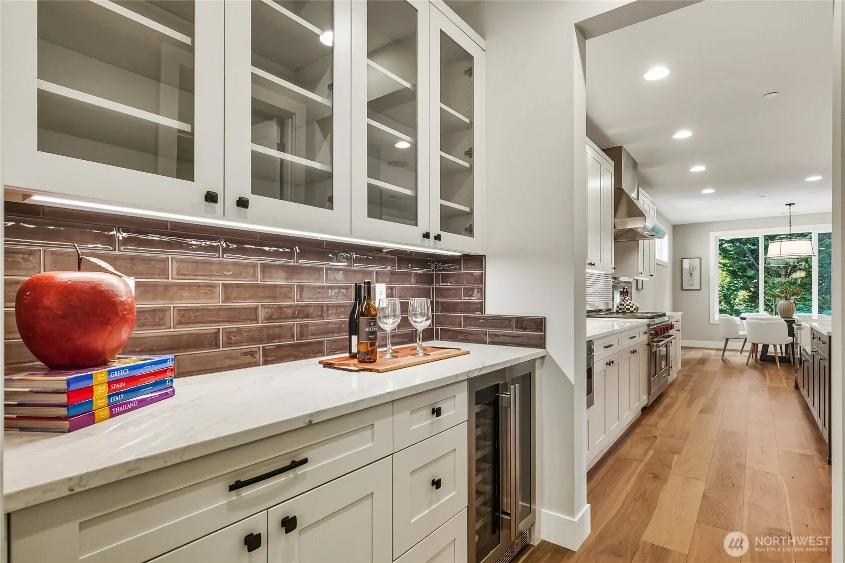 15525 NE 60th Street , Redmond, WA 98052