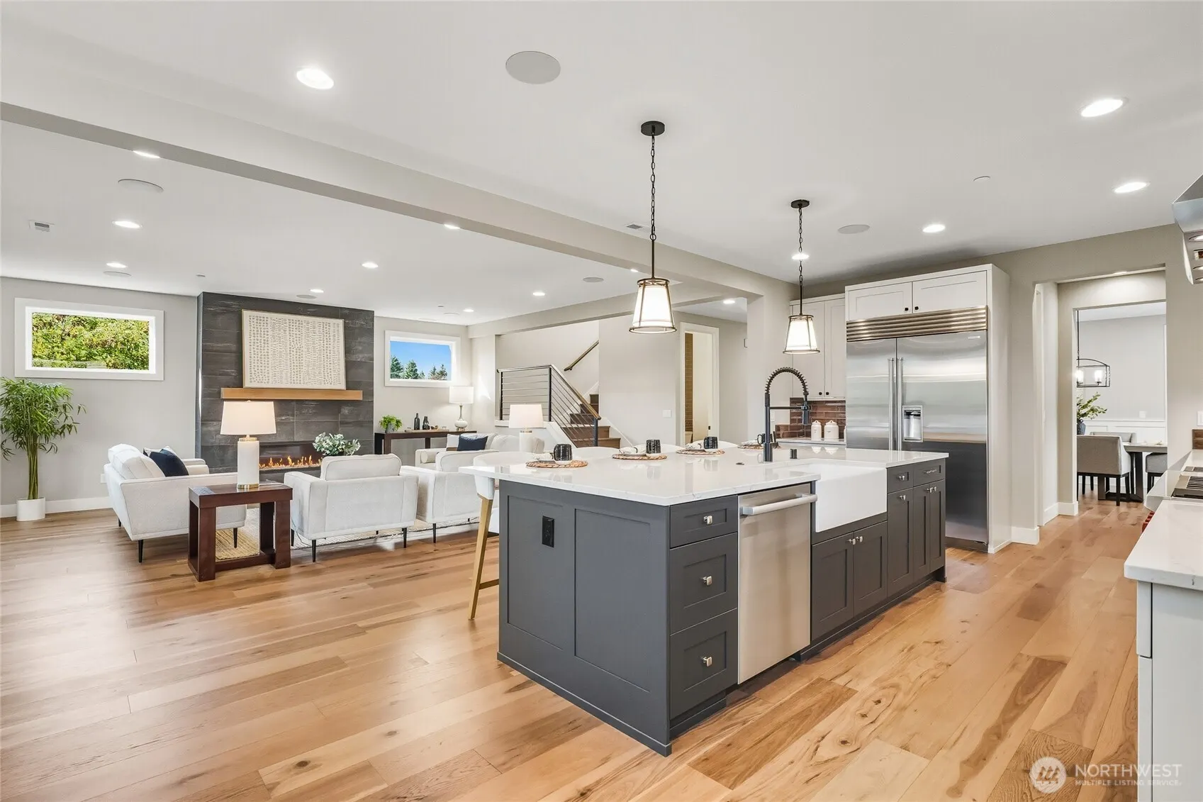 15525 NE 60th Street , Redmond, WA 98052