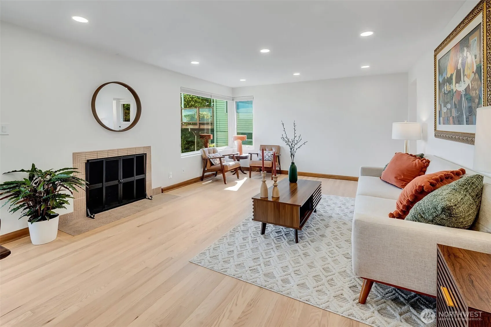 9804 63rd Avenue S, Seattle, WA 98118