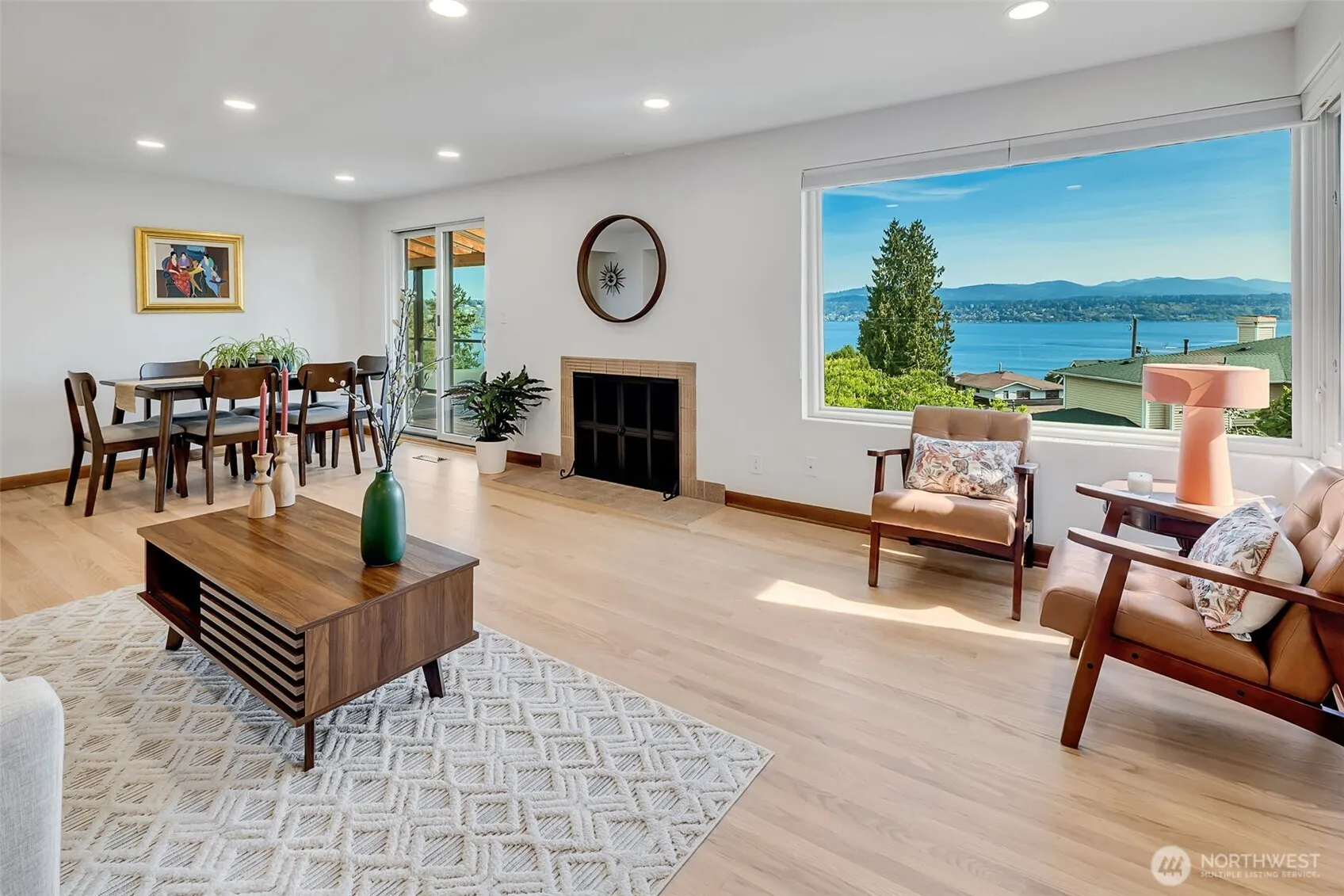 9804 63rd Avenue S, Seattle, WA 98118