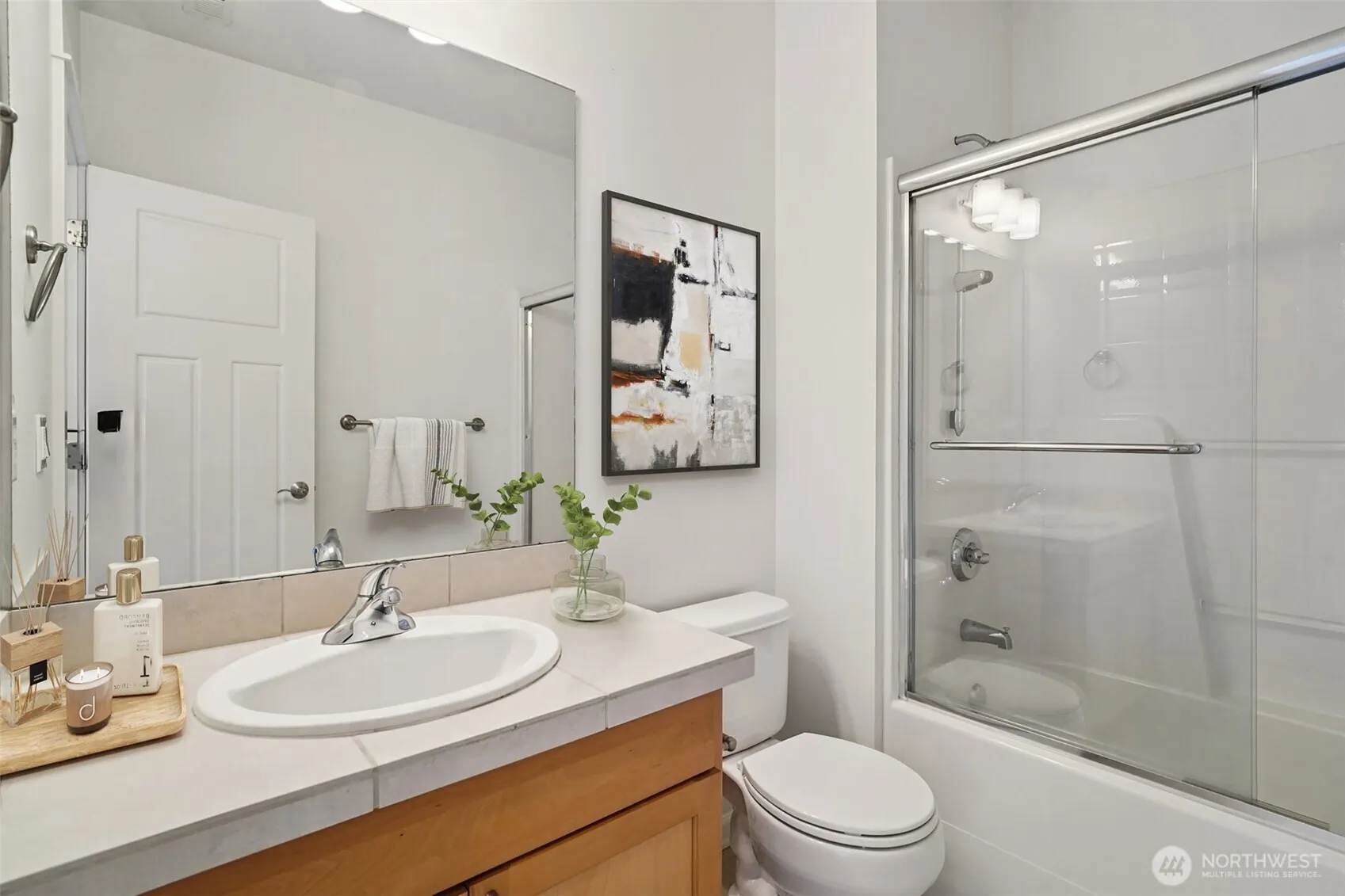 2480 NE Daphne Street , Issaquah, WA 98029