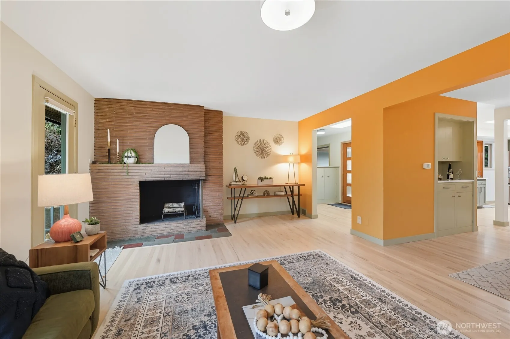 8533 Burke Avenue N, Seattle, WA 98103