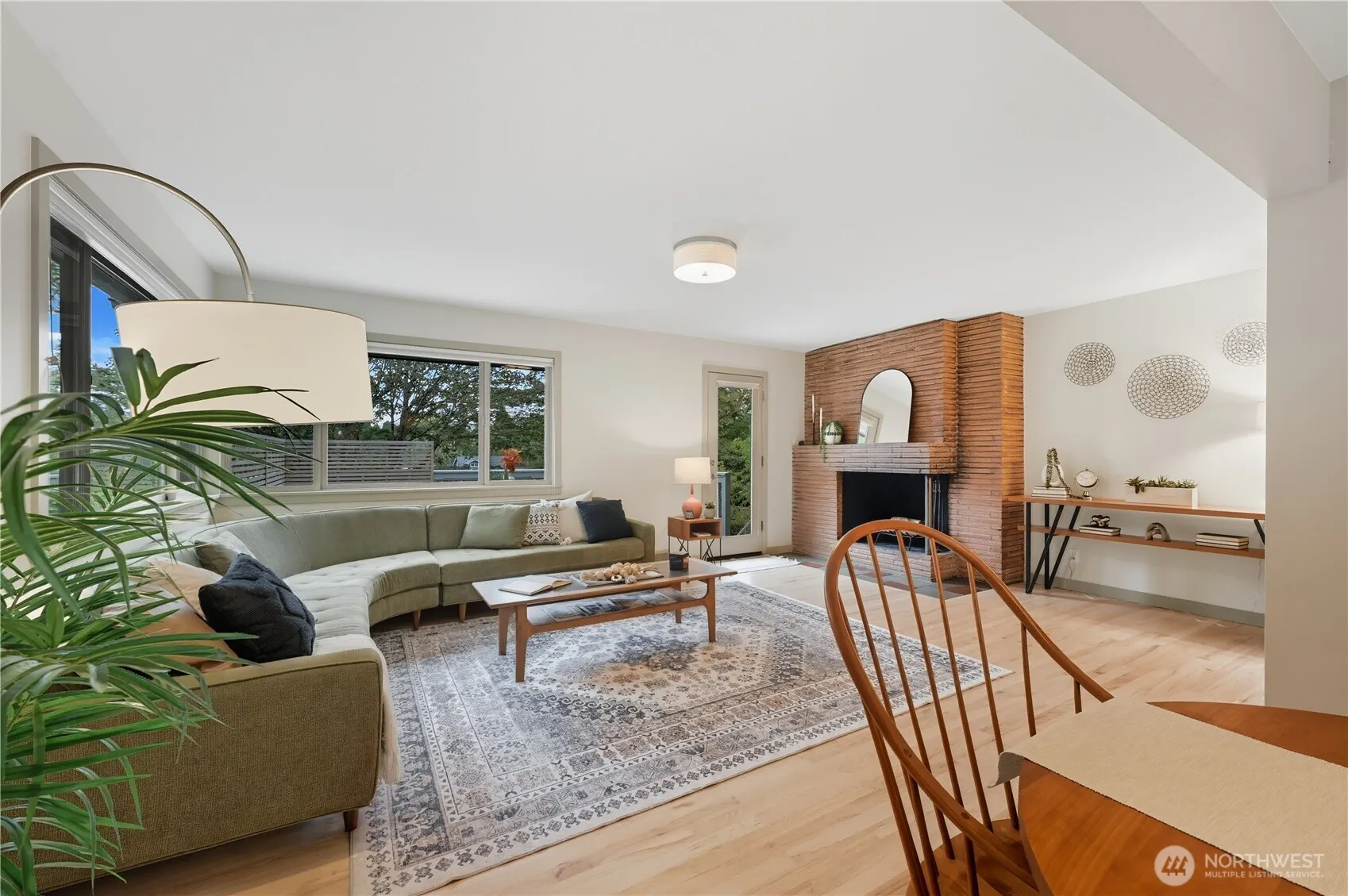 8533 Burke Avenue N, Seattle, WA 98103