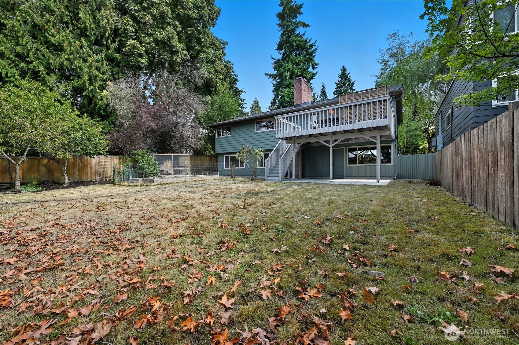 8533 Burke Avenue N, Seattle, WA 98103