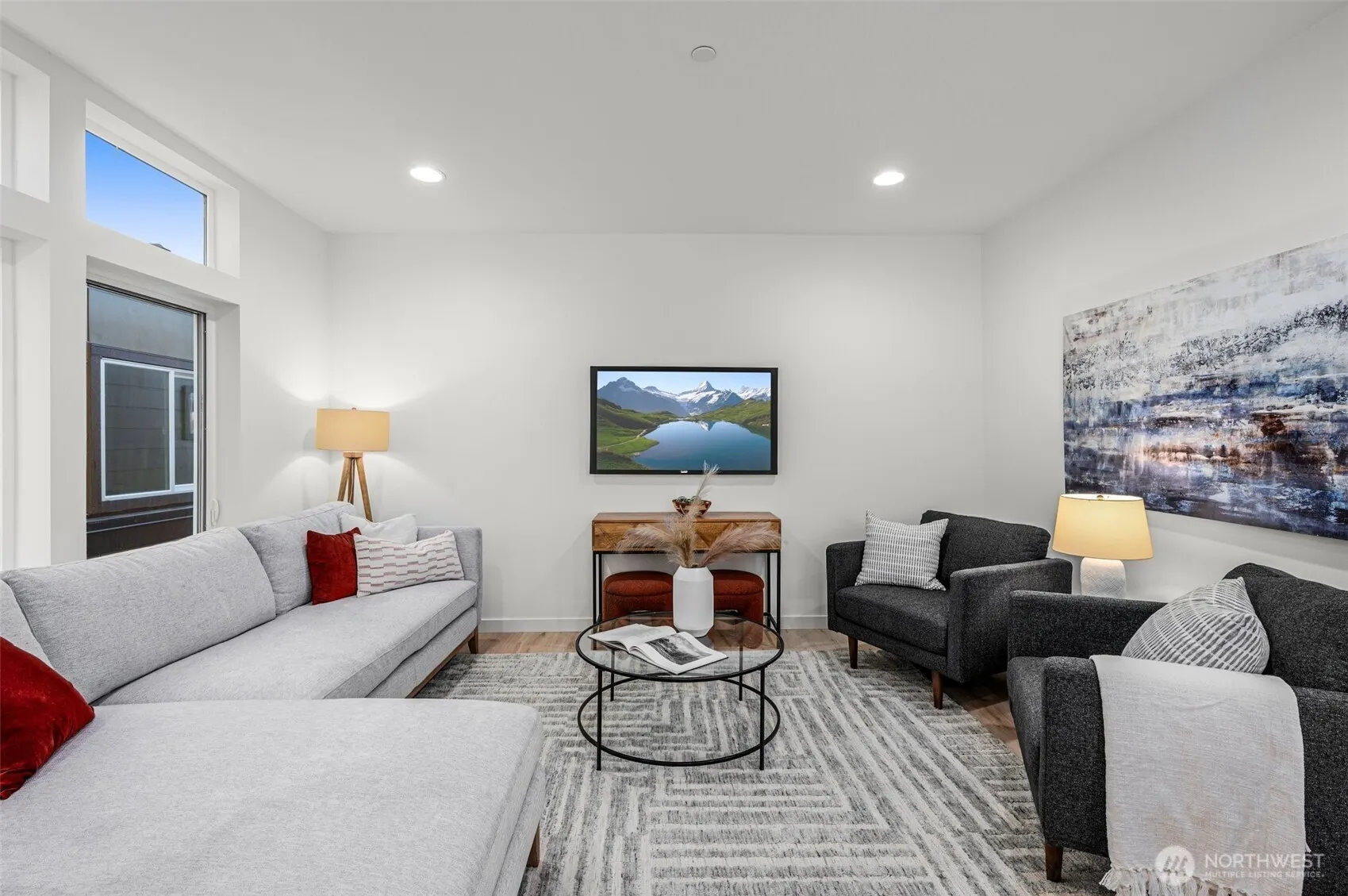 9203 Densmore Avenue N, Seattle, WA 98103