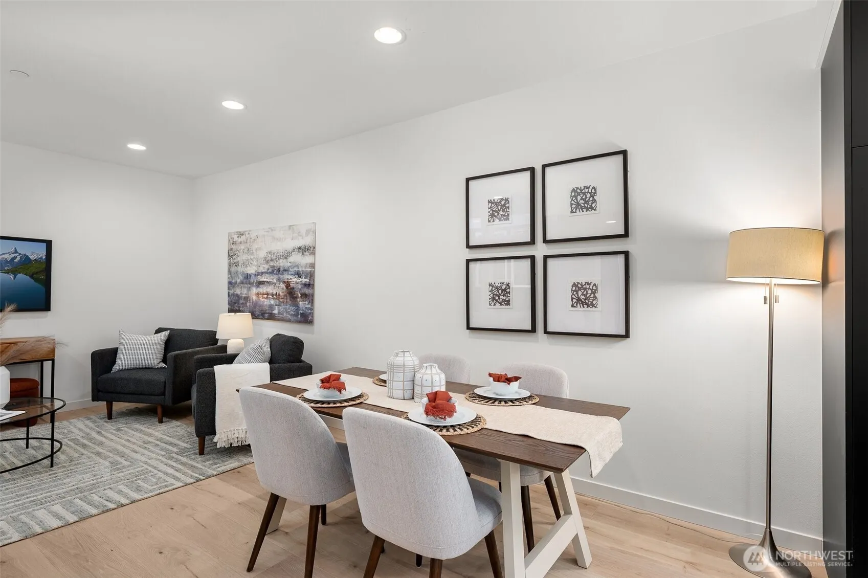 9203 Densmore Avenue N, Seattle, WA 98103