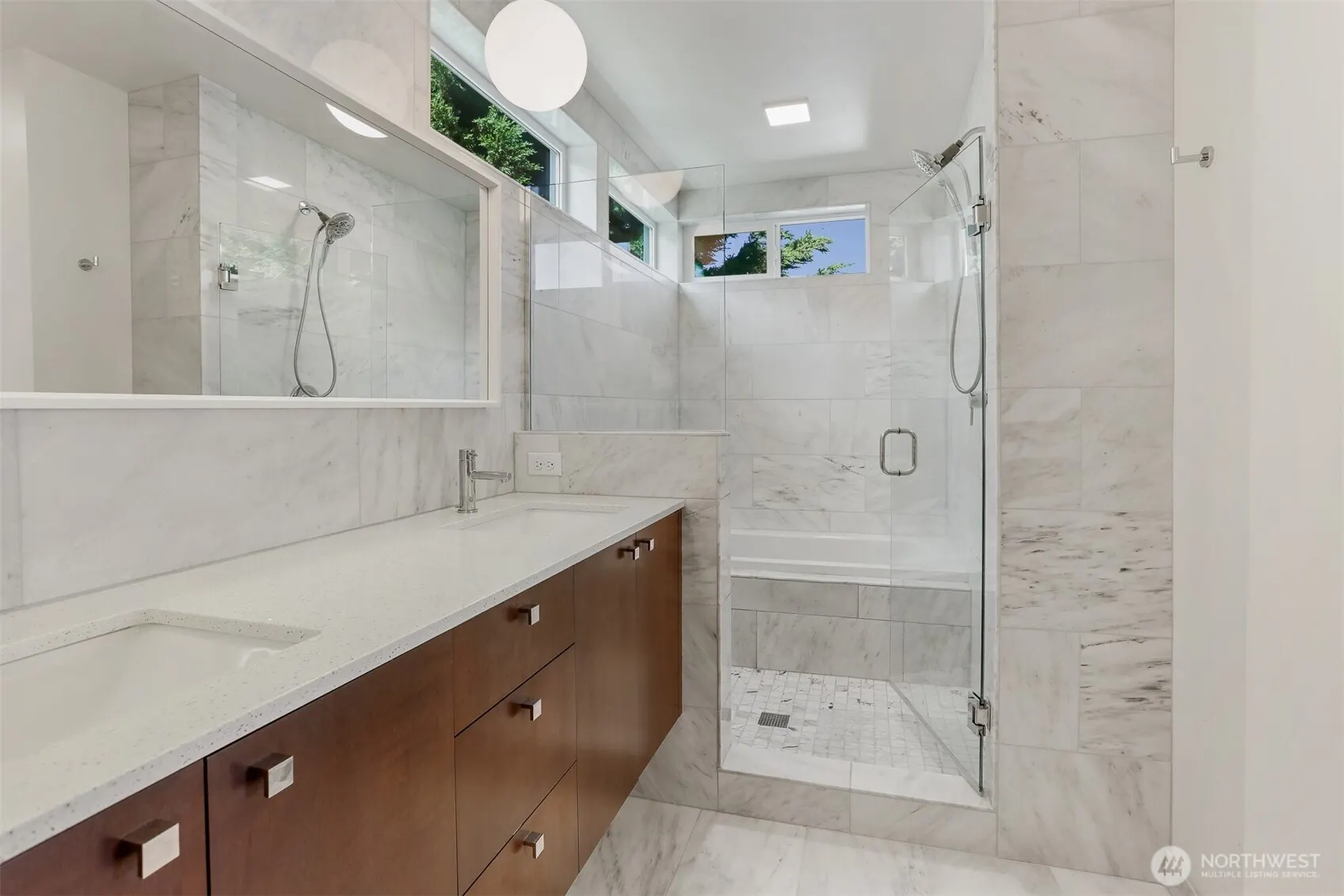 3641 22nd Avenue W #Unit E, Seattle, WA 98199