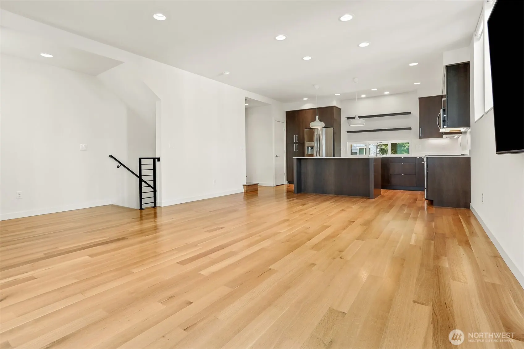 3641 22nd Avenue W #Unit E, Seattle, WA 98199