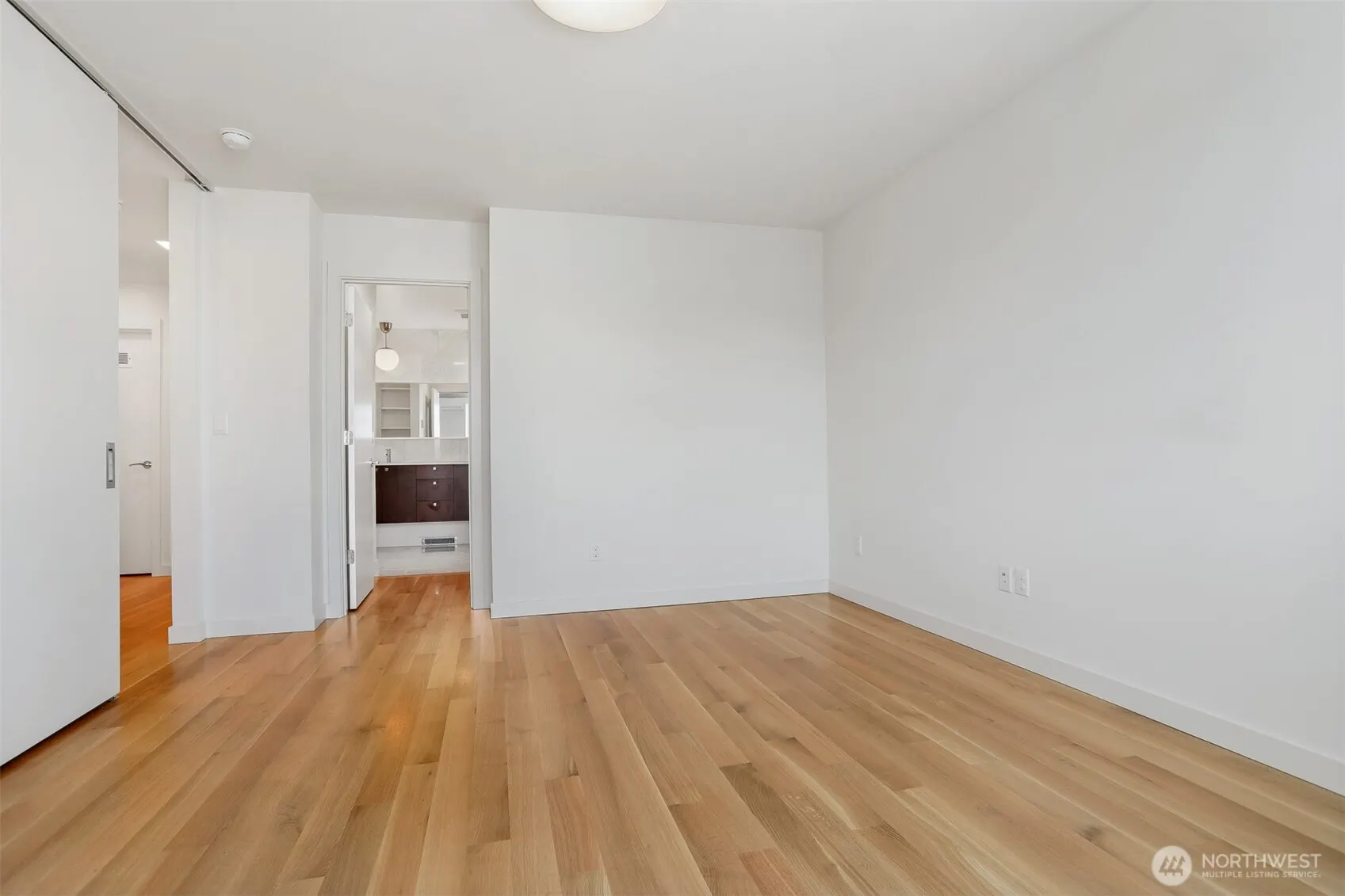 3641 22nd Avenue W #Unit E, Seattle, WA 98199
