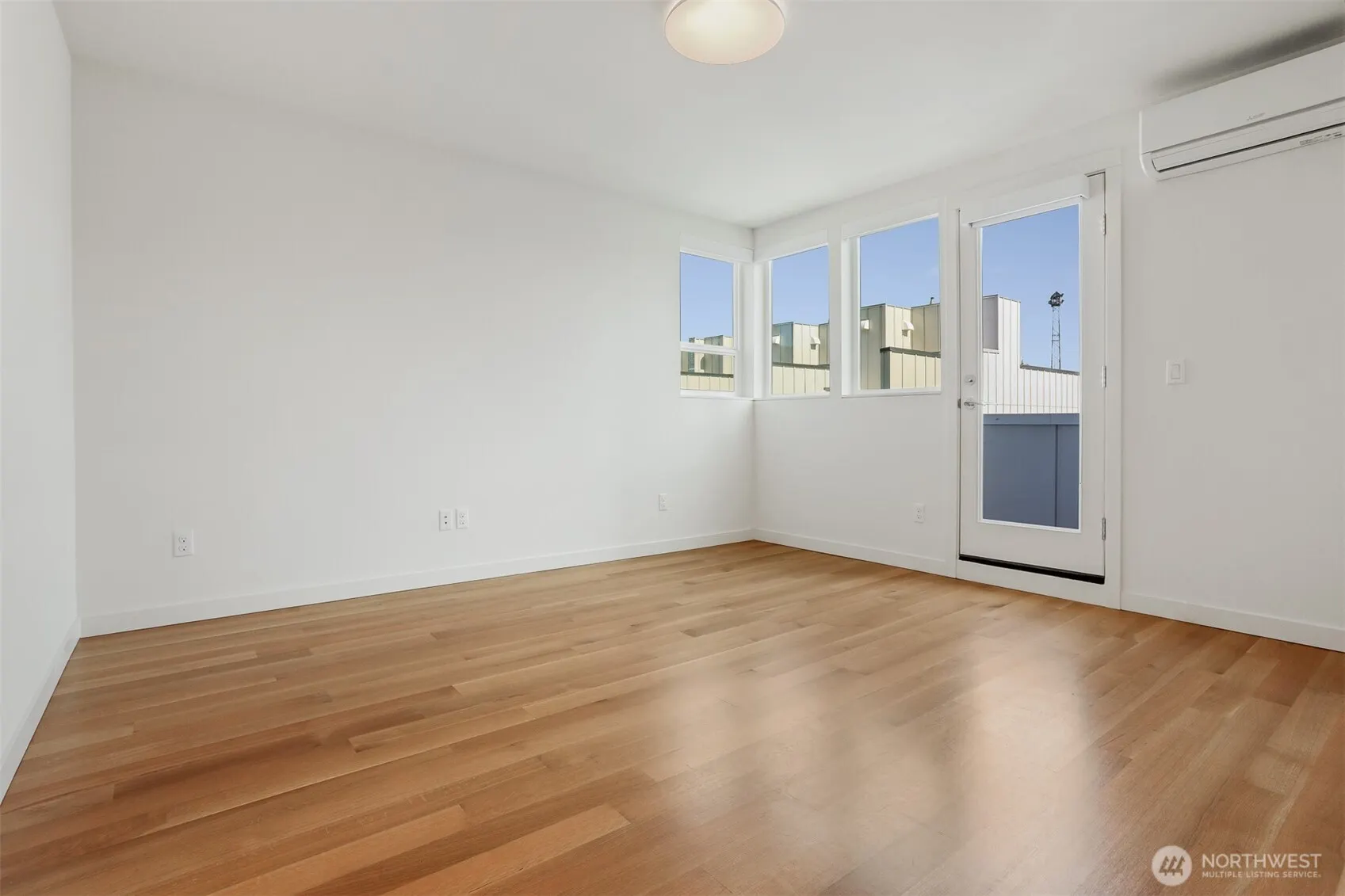 3641 22nd Avenue W #Unit E, Seattle, WA 98199