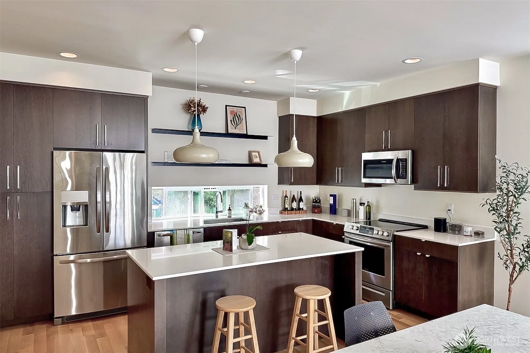 3641 22nd Avenue W #Unit E, Seattle, WA 98199