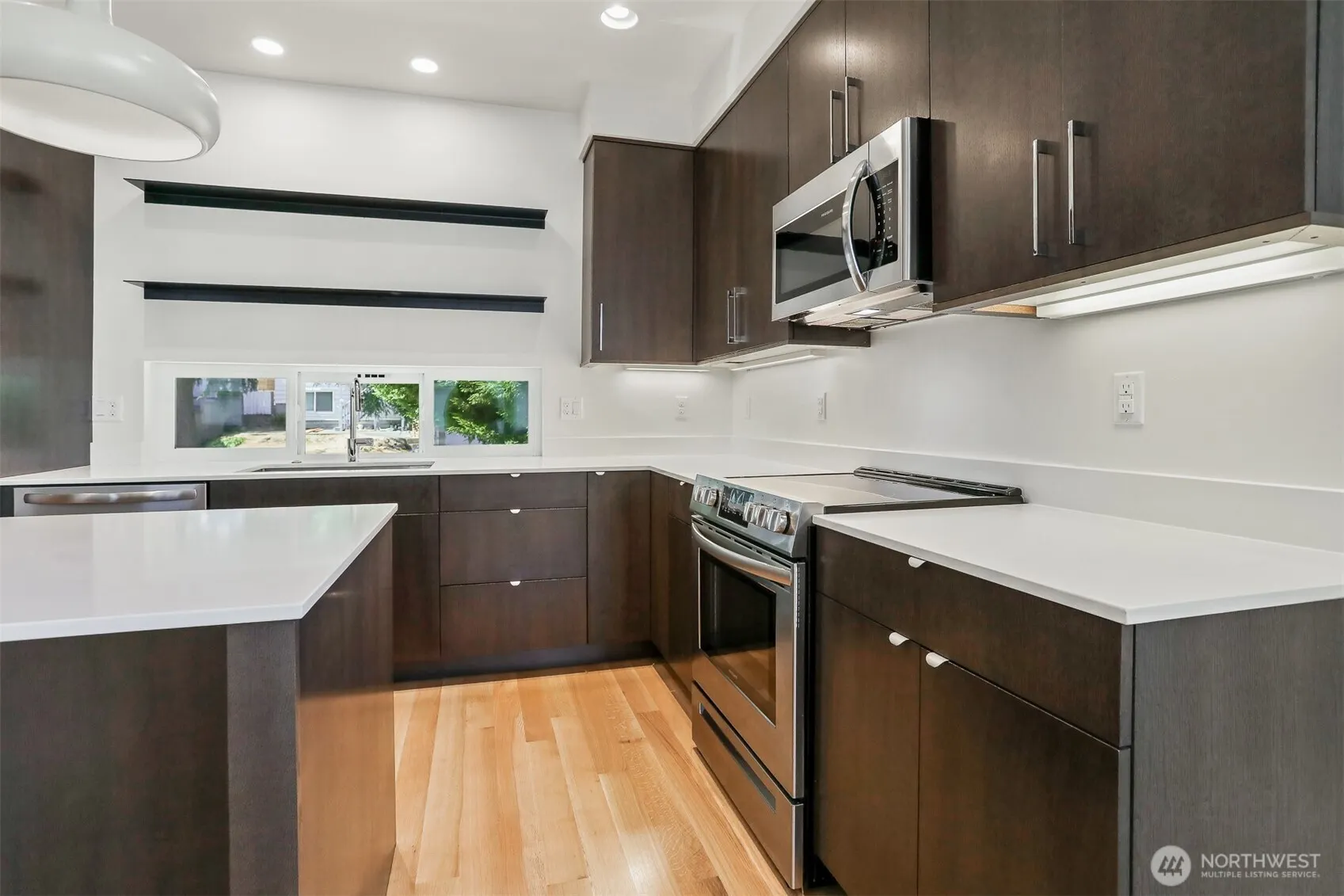 3641 22nd Avenue W #Unit E, Seattle, WA 98199