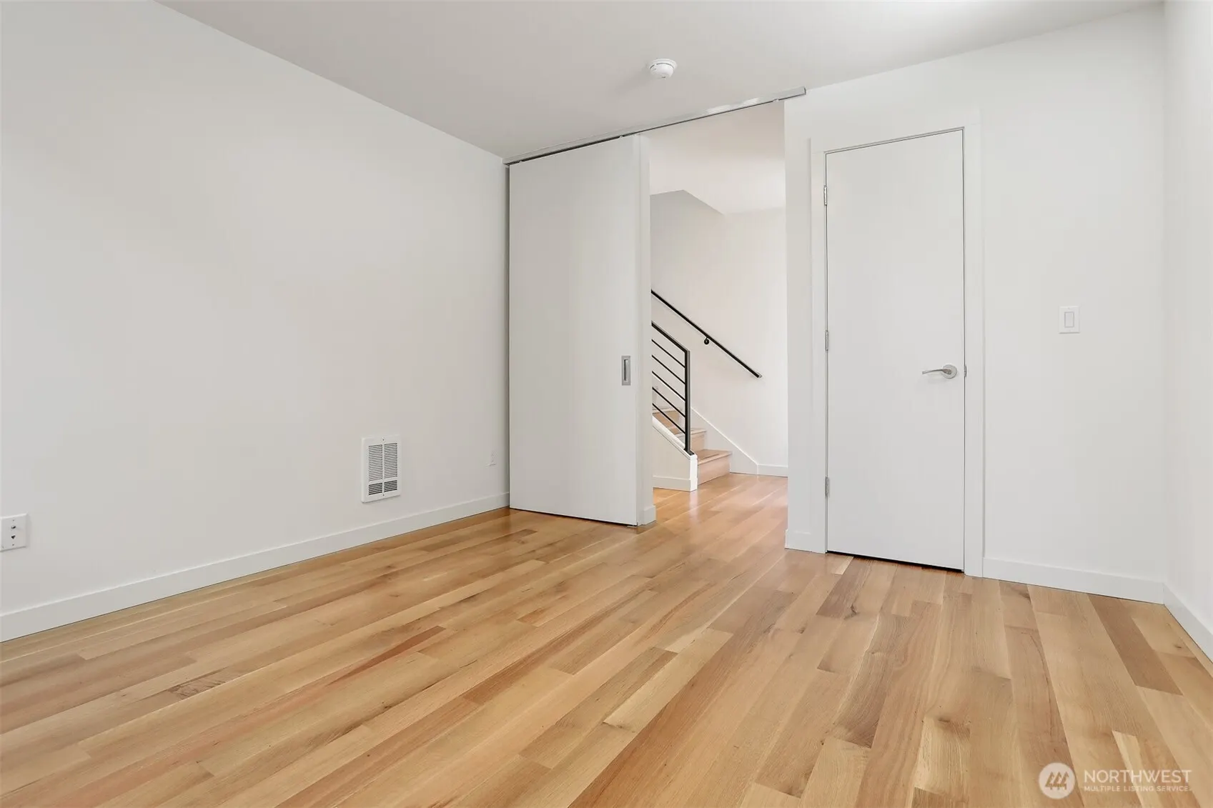 3641 22nd Avenue W #Unit E, Seattle, WA 98199