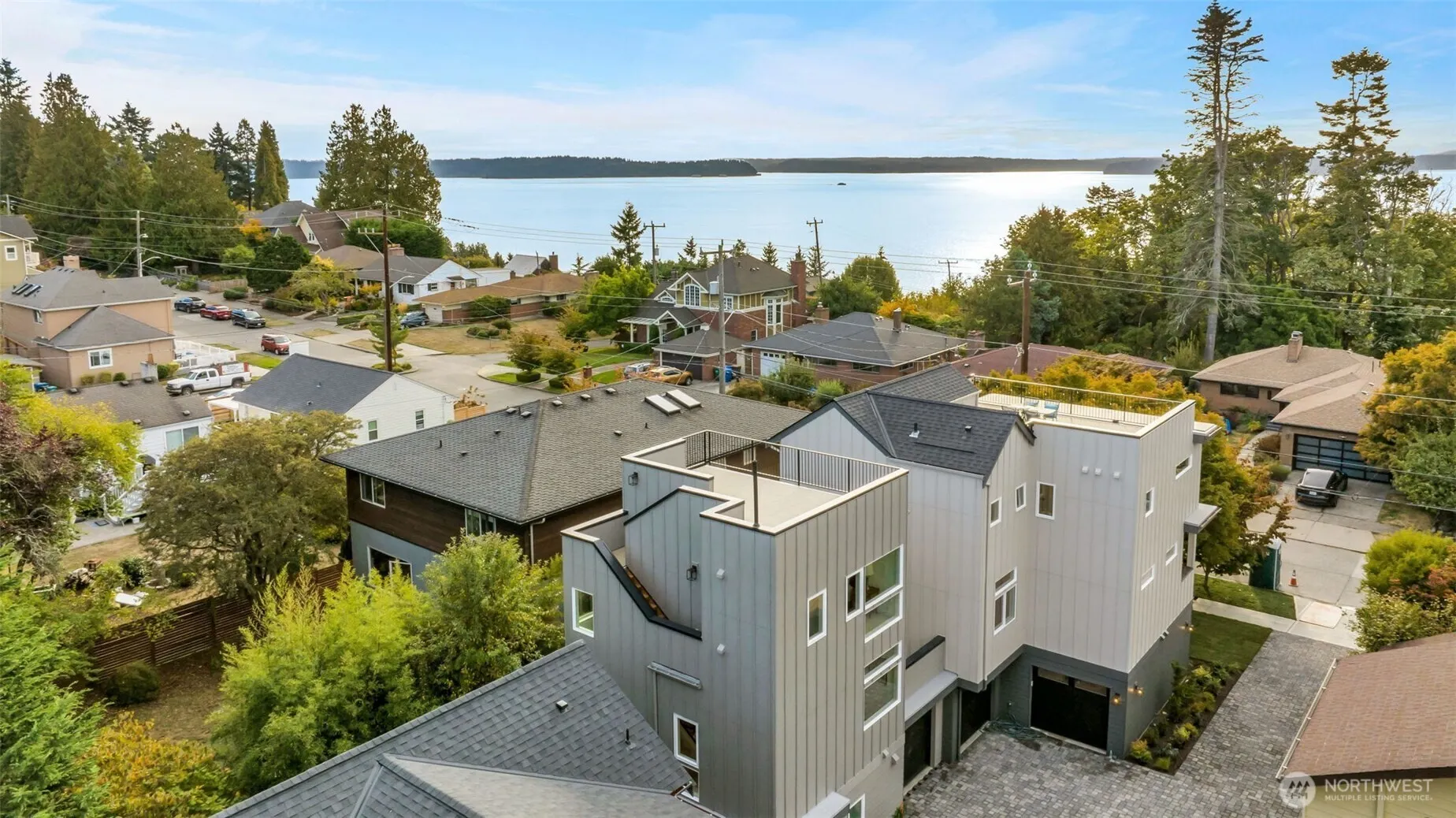 5640 49th Avenue SW, Seattle, WA 98136