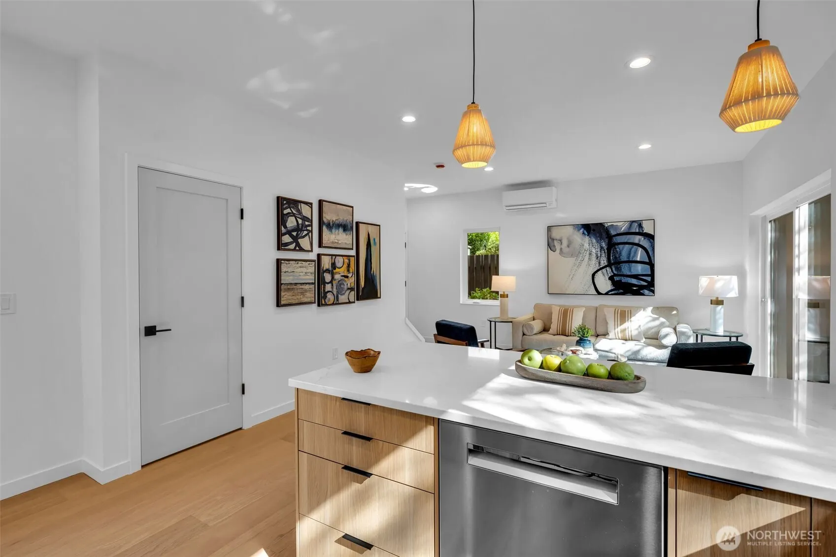 5638 49th Avenue SW, Seattle, WA 98136