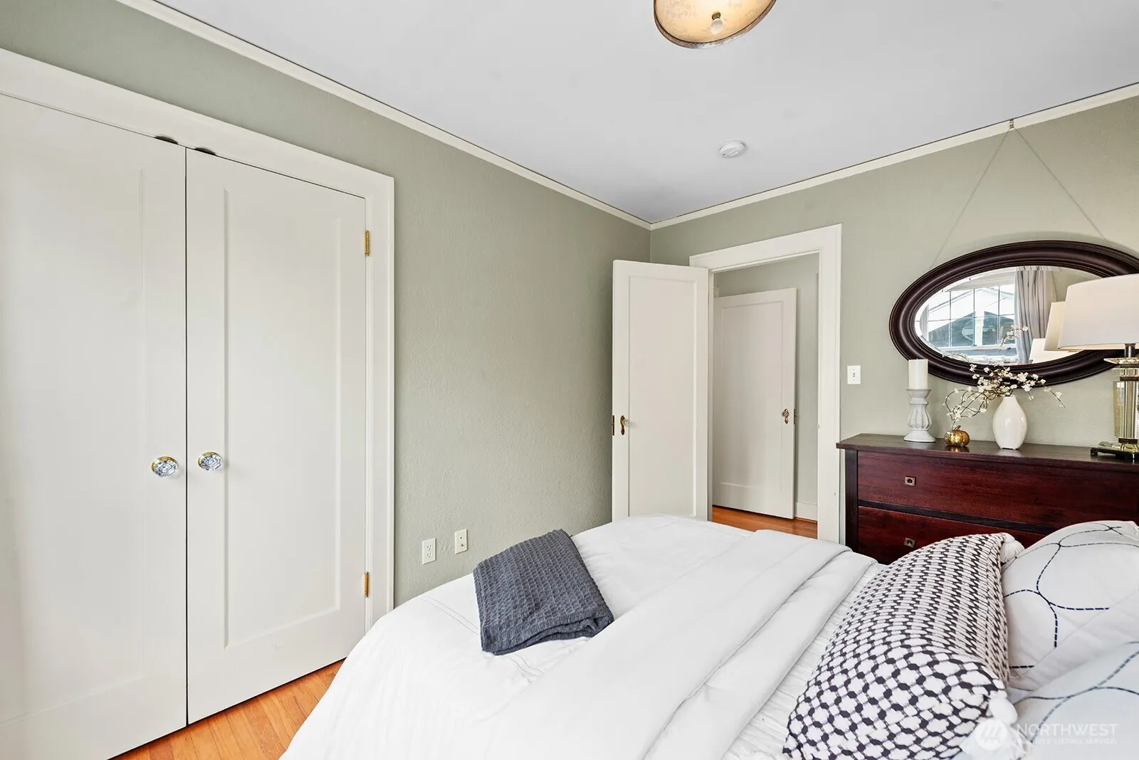 4903 Linden Avenue N #3, Seattle, WA 98103