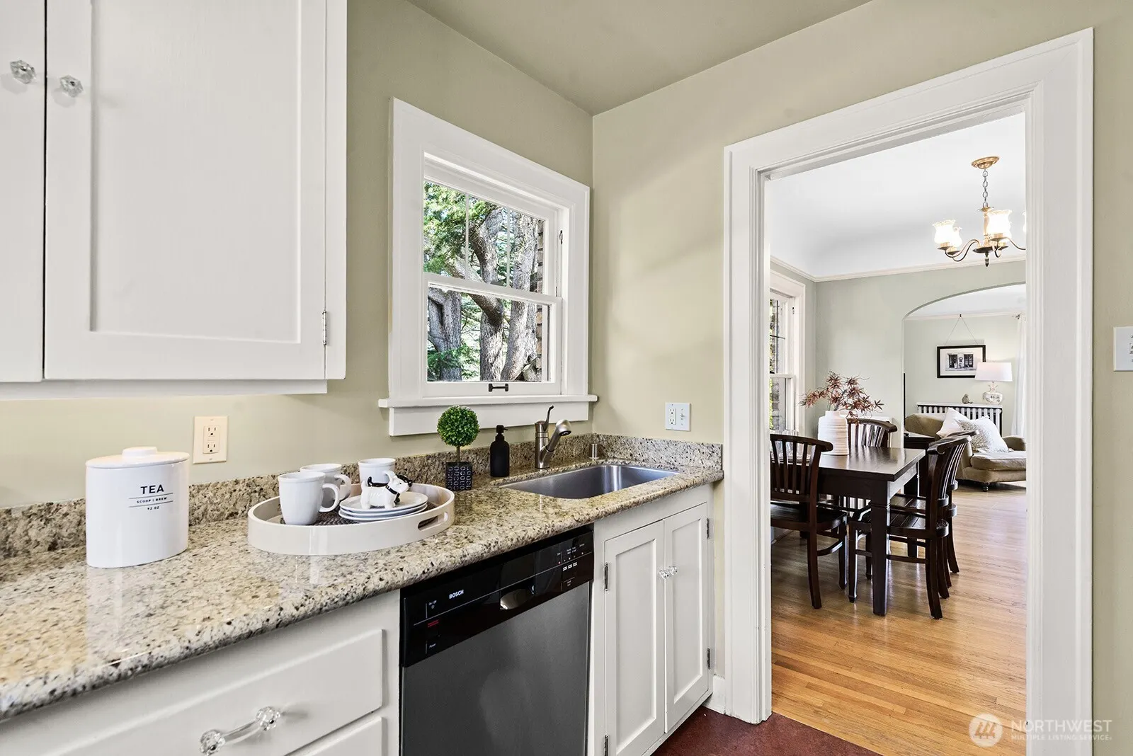 4903 Linden Avenue N #3, Seattle, WA 98103