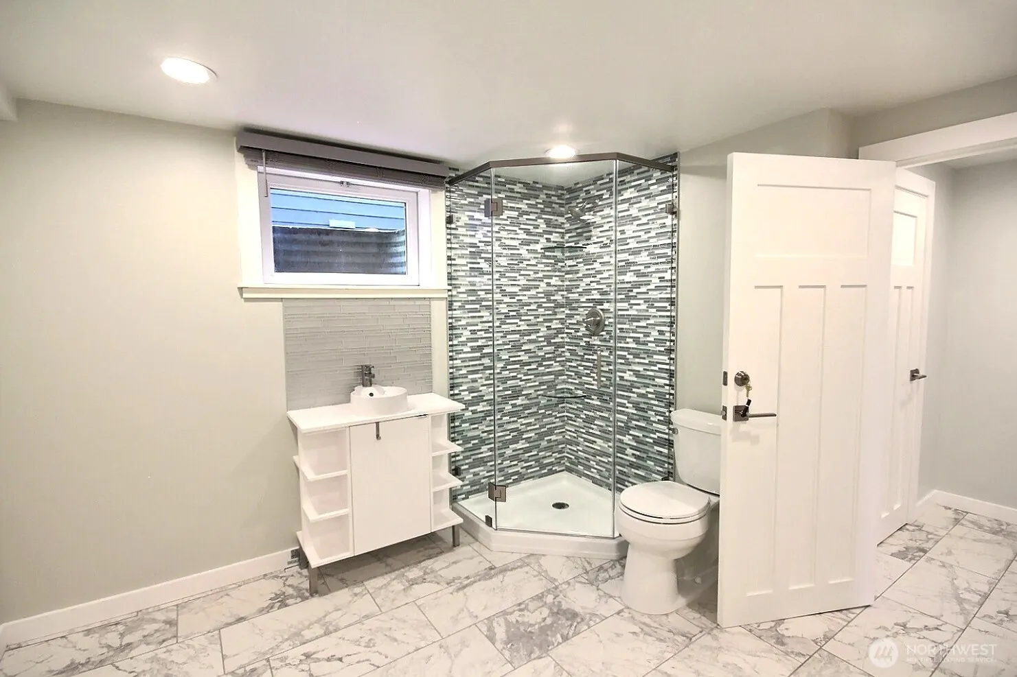 7748 14th Avenue SW, Seattle, WA 98106