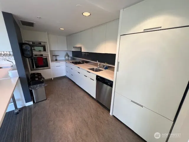 501 Roy Street #F229, Seattle, WA 98109