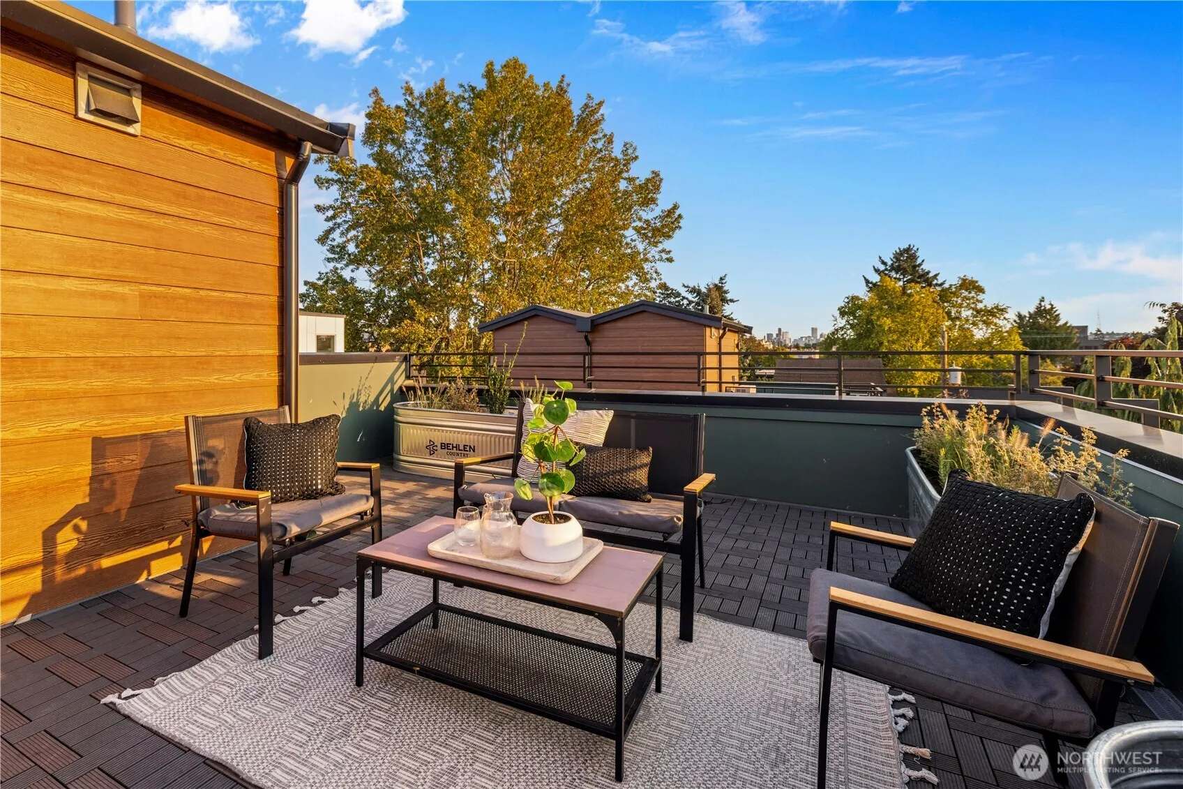 1704 B N 47th Street , Seattle, WA 98103