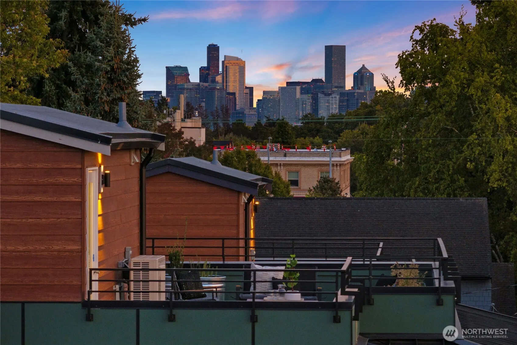 1704 B N 47th Street , Seattle, WA 98103