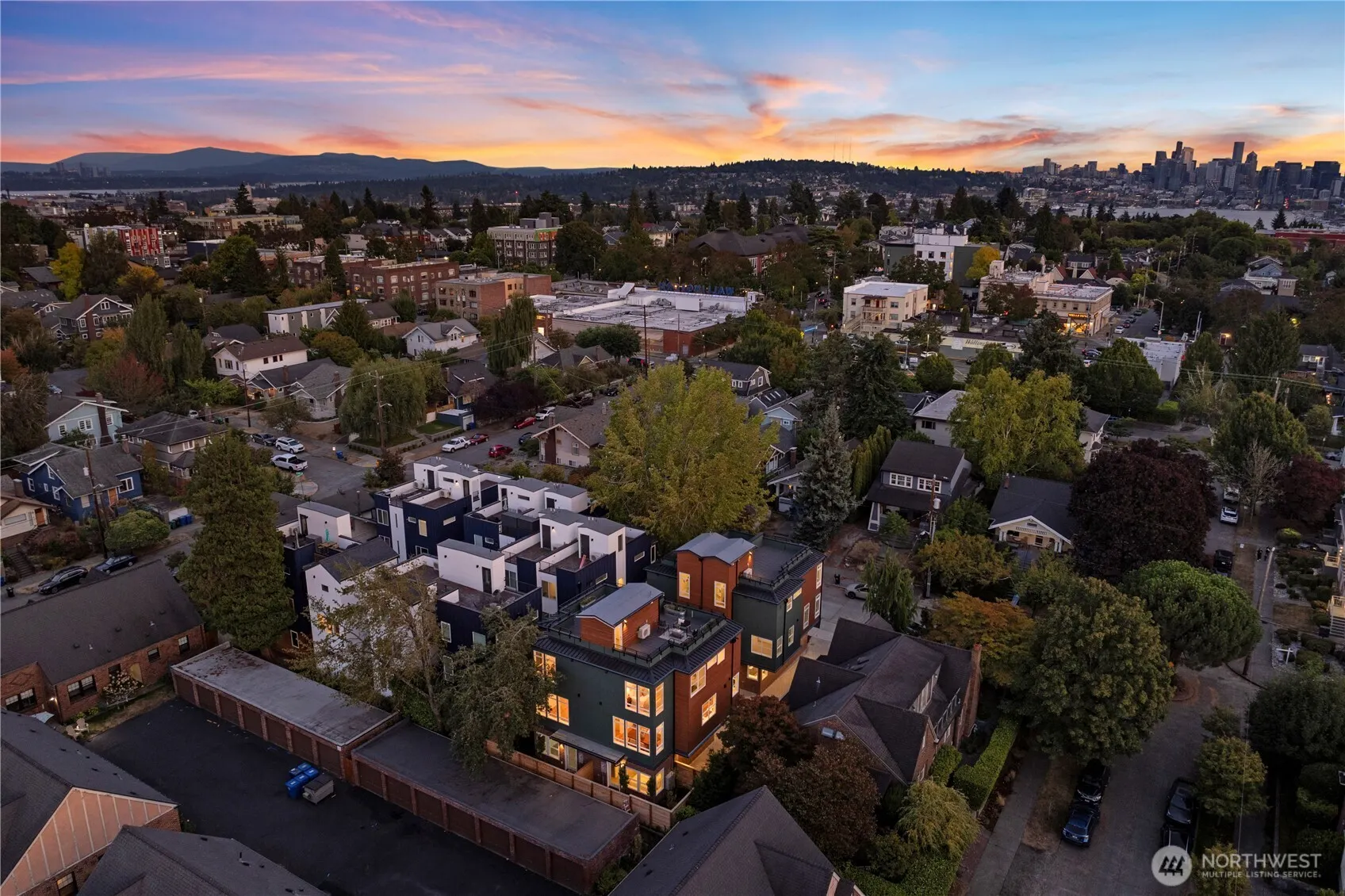 1704 B N 47th Street , Seattle, WA 98103