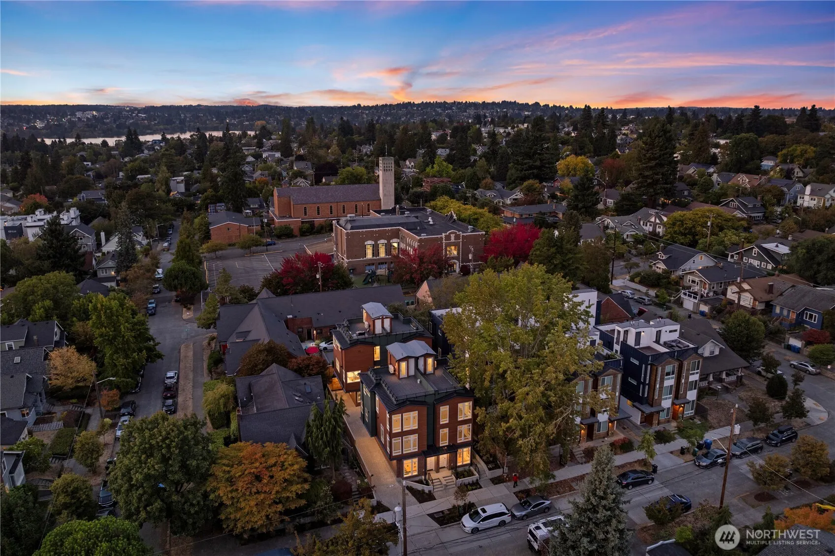 1704 B N 47th Street , Seattle, WA 98103